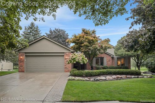 25511 Buckminster Dr, Novi, MI, 48375-1526 | Card Image