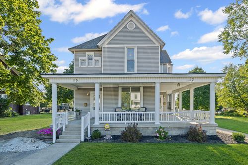 113 N Newton St, Goodland, IN, 47948-8122 | Card Image