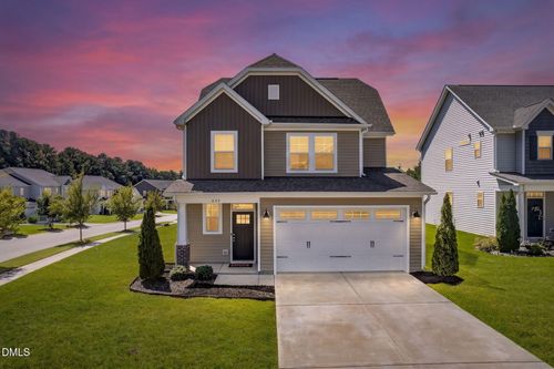 609 Crestdale Dr, Clayton, NC, 27520-5726 | Card Image