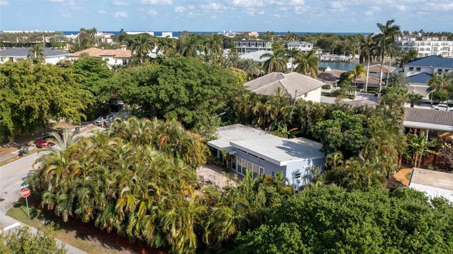 2912 Ne 27 Th St, House other with 2 bedrooms, 2 bathrooms and null parking in Lighthouse Point FL | Image 46