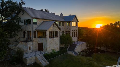 169 Shore Point Dr, Canyon Lake, TX, 78133-5869 | Card Image