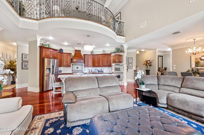 229Laken-64 | Image 5