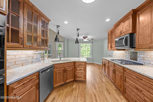 2639 Plumosa Dr, House other with 3 bedrooms, 3 bathrooms and 2 parking in Grimesland NC | Image 16