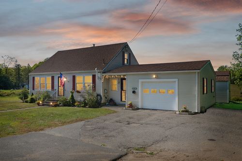 471 Main Street, Thomaston, ME, 04861 | Card Image