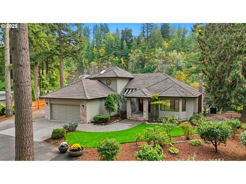 28446 Historic Columbia River Hwy, Troutdale, OR, 97060-9345 | Card Image