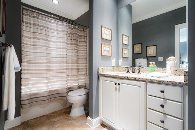 APT-201 - 3520 Central Ave, Condo with 2 bedrooms, 3 bathrooms and null parking in Memphis TN | Image 23