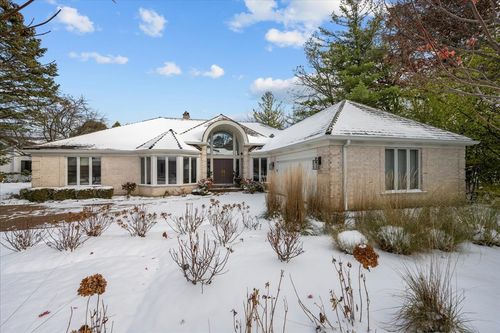 1725 Lilly Ct, Highland Park, IL, 60035-5523 | Card Image