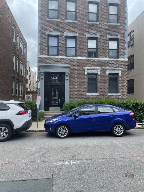 apt-3-324 Summit Ave, Boston, MA, 02135-7561 | Card Image