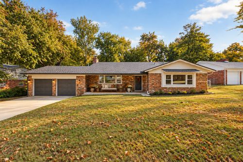 1725 Darlington Ave, Tulsa, OK, 74112-6919 | Card Image