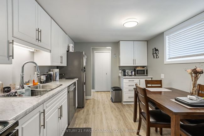 103-105 Main St S, Home with 4 bedrooms, 2 bathrooms and 5 parking in Exeter ON | Image 31