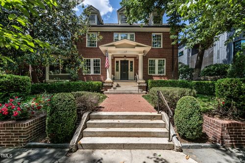 117 Hillcrest Rd, Raleigh, NC, 27605-1717 | Card Image