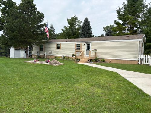 1455 Eldon Ct, Gladwin, MI, 48624-9634 | Card Image