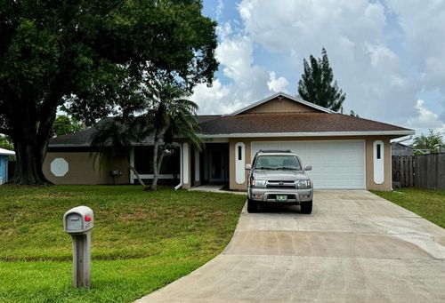 610 Se Forgal St, Port St. Lucie, FL, 34983-2734 | Card Image