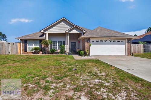 2138 Walberg Dr, Hinesville, GA, 31313-9494 | Card Image