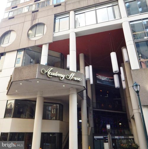 apt-15b-1420 Locust St, PHILADELPHIA, PA, 19102-4203 | Card Image