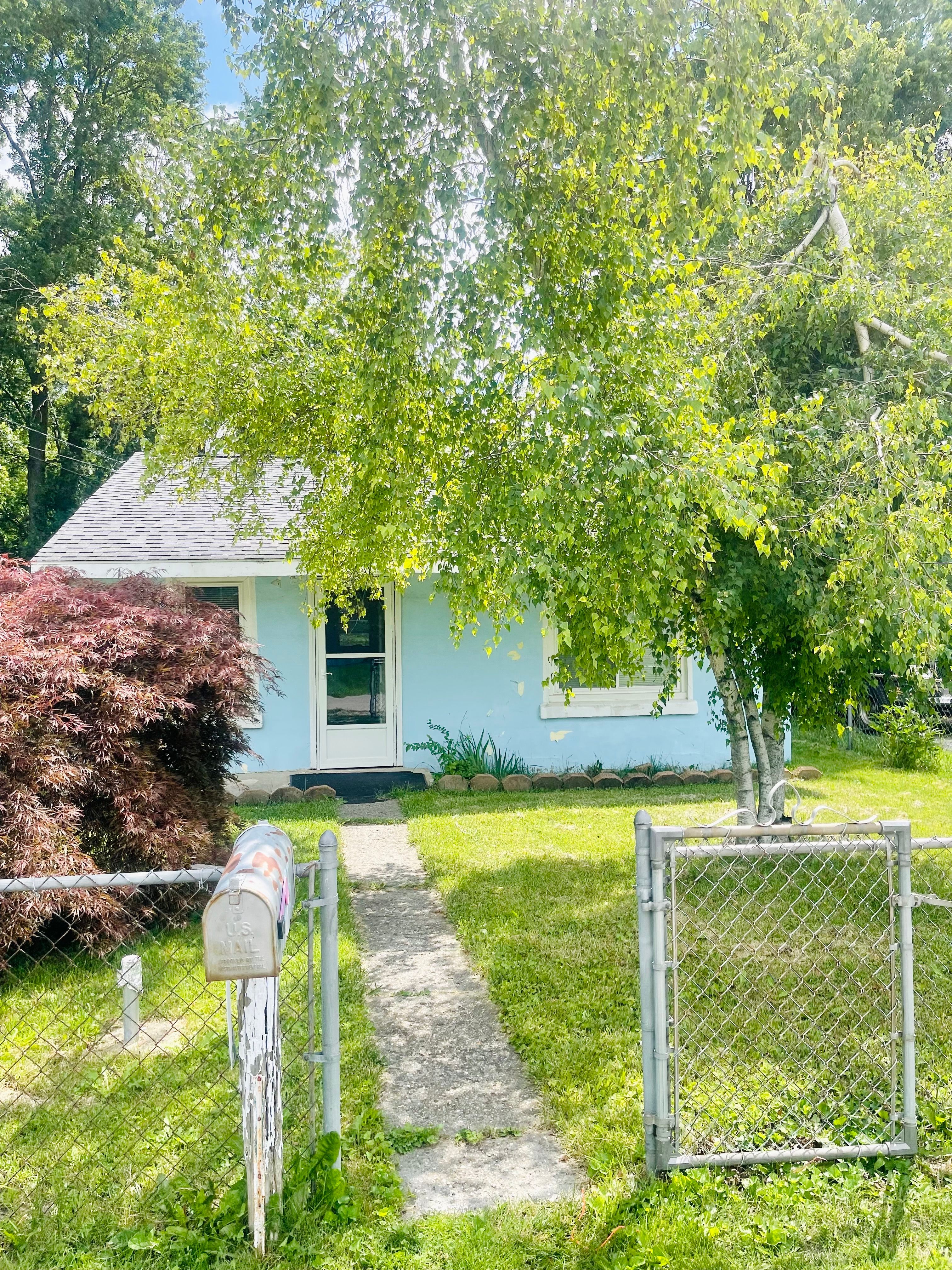 Naomi Ave, Adrian, MI 49221