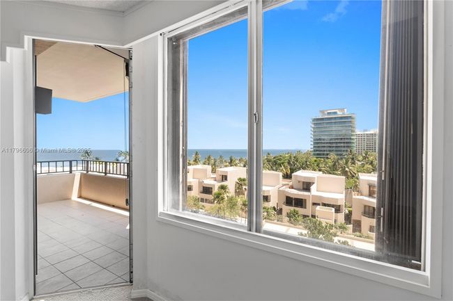 APT-633 - 201 Crandon Blvd, Condo with 2 bedrooms, 2 bathrooms and null parking in Key Biscayne FL | Image 22