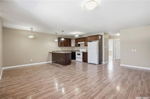 1152 Cameron St, Regina, SK, S4T2S8 | Card Image