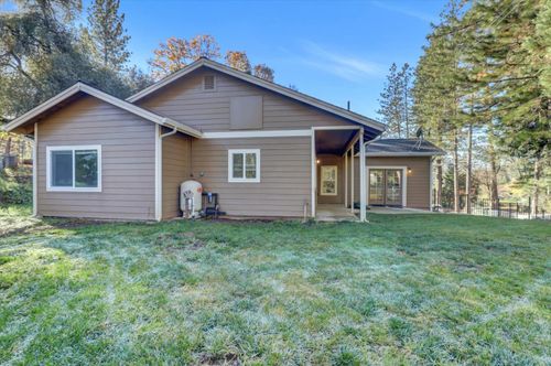 10893 Newtown Rd, Nevada City, CA, 95959-9723 | Card Image