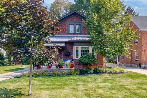 168 Castle Blvd, Akron, OH, 44313-6533 | Card Image