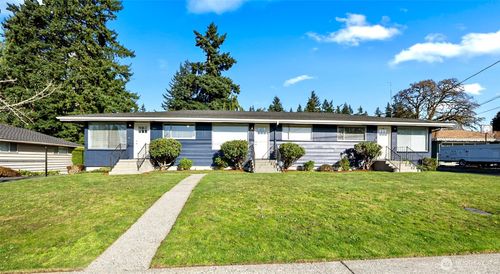 5615 Beverly Ln, Everett, WA, 98203-3139 | Card Image