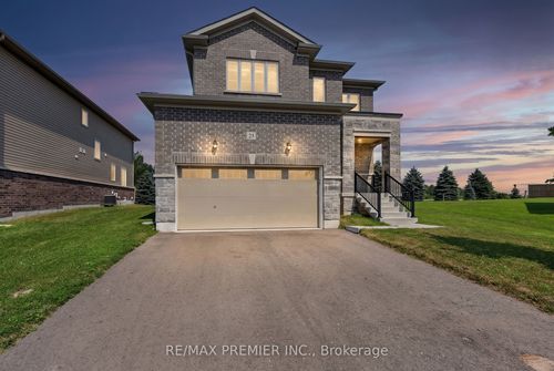 23 Autumn Dr, Wasaga Beach, ON, L9Z0K7 | Card Image