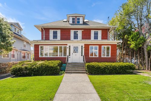 29 Howard Ave, White Plains, NY, 10606-3431 | Card Image