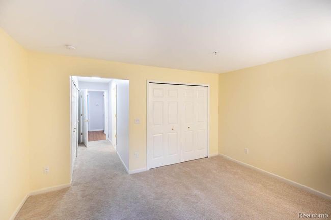 28460 Carlton Way Dr, Condo with 2 bedrooms, 2 bathrooms and null parking in Novi MI | Image 28