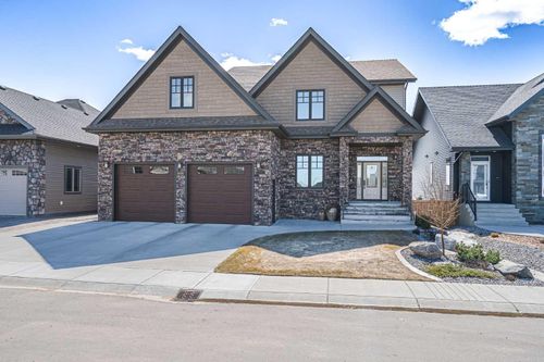 {{alt}} | Card Image