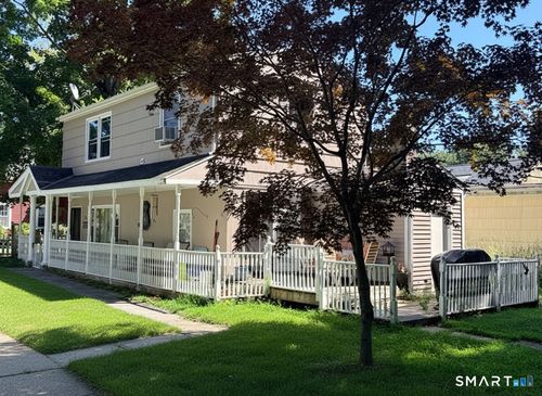 26 View Pl, Guilford, CT, 06437-1403 | Card Image