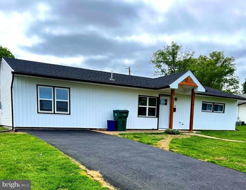 23 Mimosa Ln, LEVITTOWN, PA, 19054-2019 | Card Image