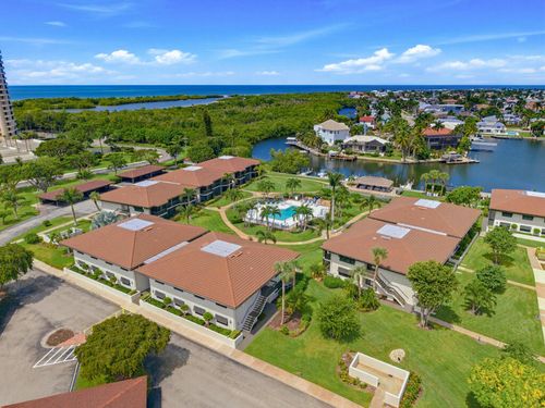 m-4-525 Seaview Ct, MARCO ISLAND, FL, 34145-2612 | Card Image