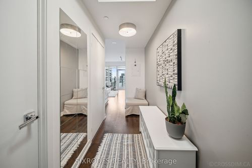 3903-21 Widmer St, Toronto, ON, M5V0B8 | Card Image