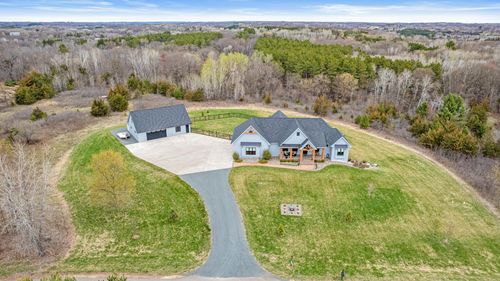 438 Highland Vw, Houlton, WI, 54082-2408 | Card Image