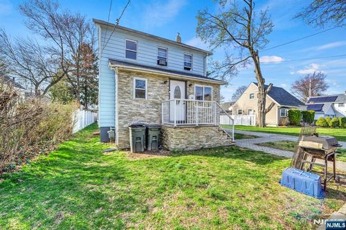 1104 Congress Ave, Teaneck, NJ, 07666-5703 | Card Image