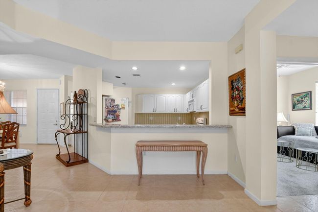 UNIT-101 - 12447 Crystal Pointe Dr, Condo with 3 bedrooms, 2 bathrooms and null parking in Boynton Beach FL | Image 17