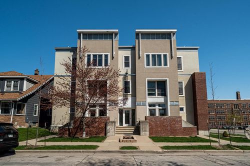 102-2904 N Cambridge Avenue, Milwaukee, WI, 53211 | Card Image
