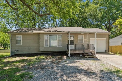 5809 Ralston Ave, Raytown, MO, 64133-3447 | Card Image