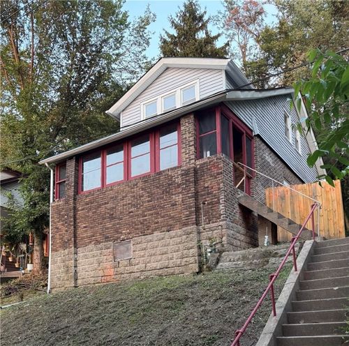 5612 Front St, Verona, PA, 15147-3116 | Card Image
