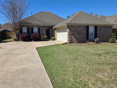 9400 Bristlecone Dr, Montgomery, AL, 36117-8827 | Card Image