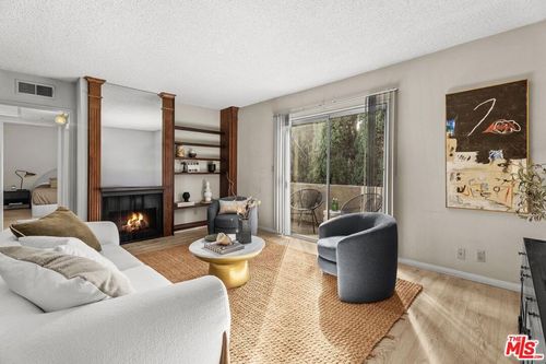 apt-212-5437 Corteen Pl, Valley Village, CA, 91607-2048 | Card Image