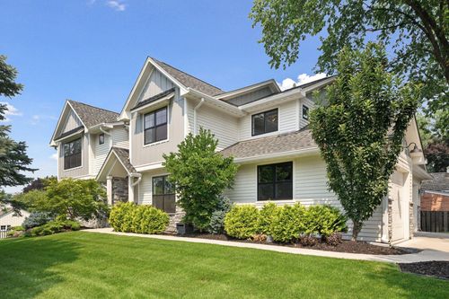 50 Woodland Cir, Edina, MN, 55424-1443 | Card Image