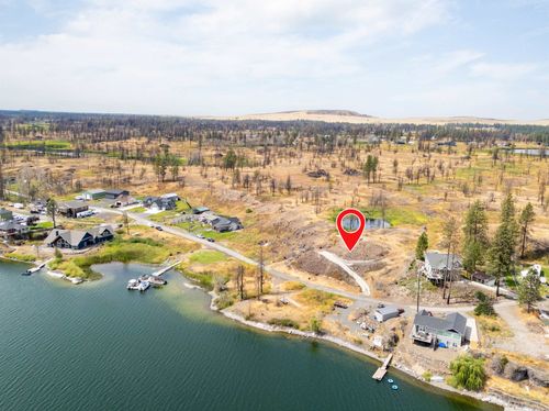 9910 S Lakehurst Dr, Medical Lake, WA, 99022-9546 | Card Image