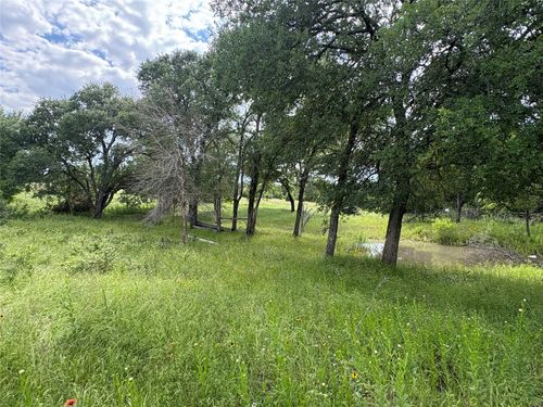 160 Water Tower Rd, Axtell, TX, 76624-1165 | Card Image