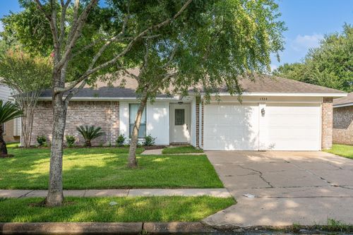 1534 Vickery Dr, Sugar Land, TX, 77498-2467 | Card Image