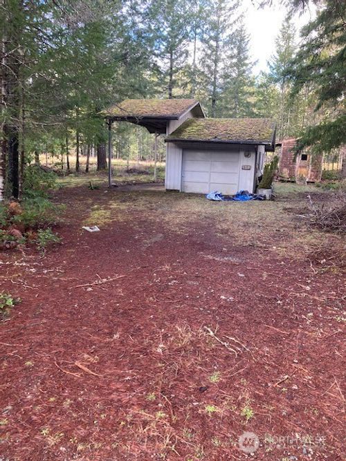 621 N Rainbow Way E, Hoodsport, WA, 98548 | Card Image