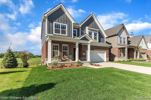 48389 Fieldstone Dr, Northville, MI, 48168-2605 | Card Image