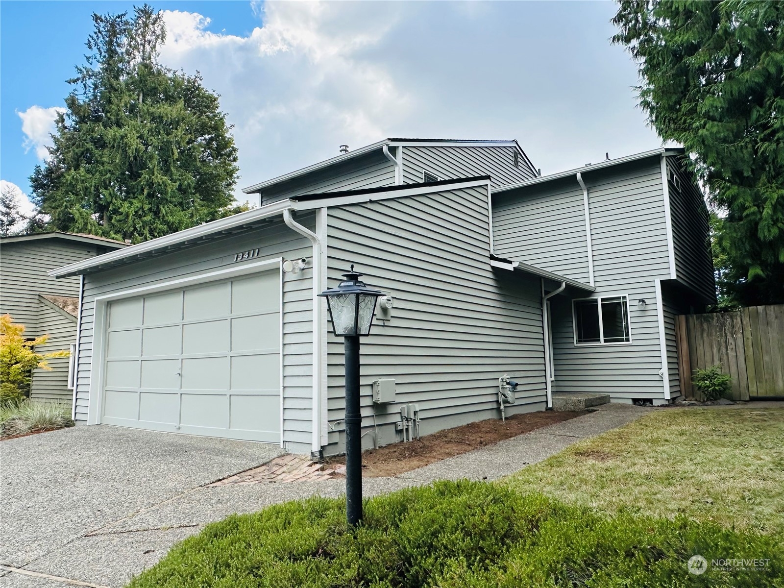 137th Pl, Kirkland, WA 98034