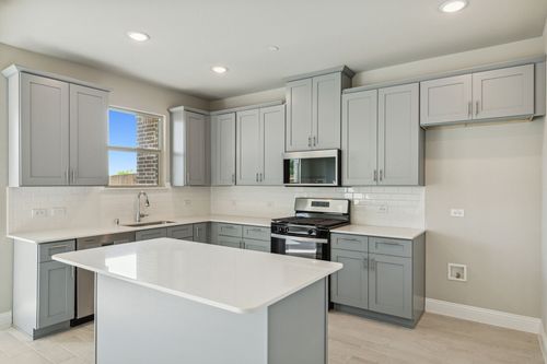 625 Hutchinson Ln, Lewisville, TX, 75077-3393 | Card Image