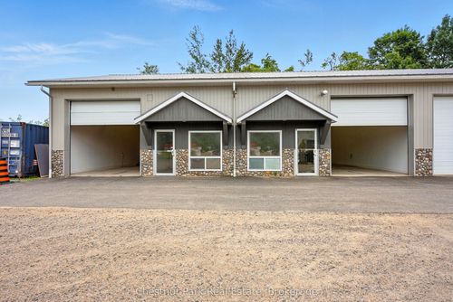 9 Monica Lane, Bracebridge, ON, P1L1P8 | Card Image